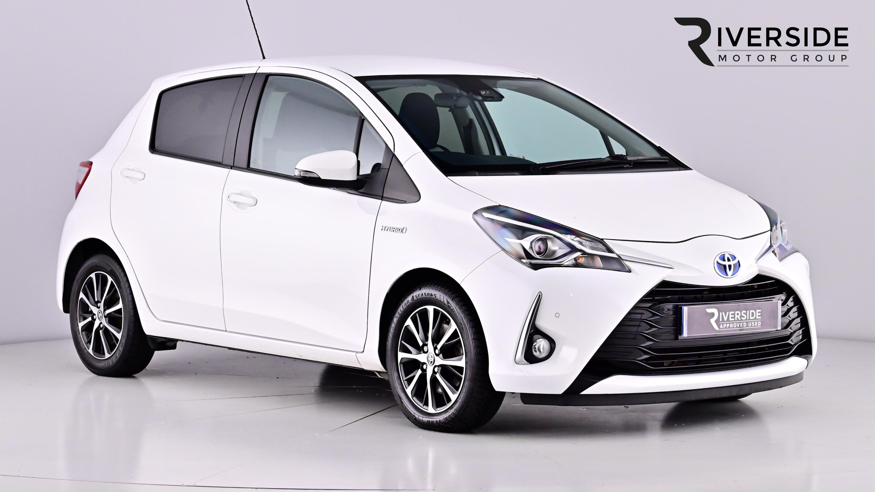 Main listing image - Toyota Yaris