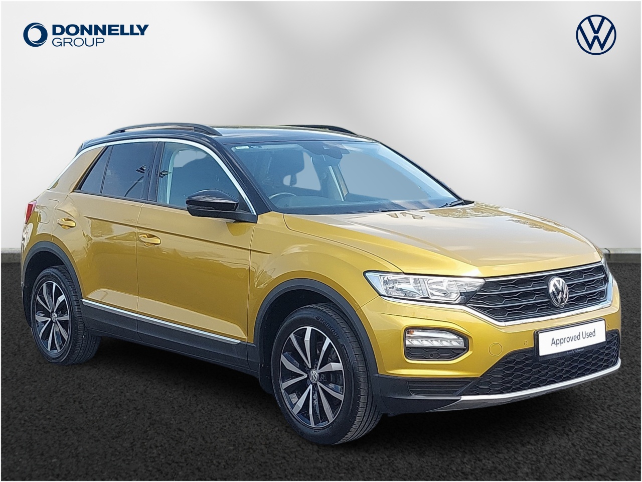 Main listing image - Volkswagen T-Roc