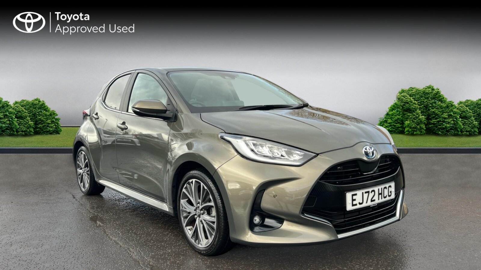 Main listing image - Toyota Yaris