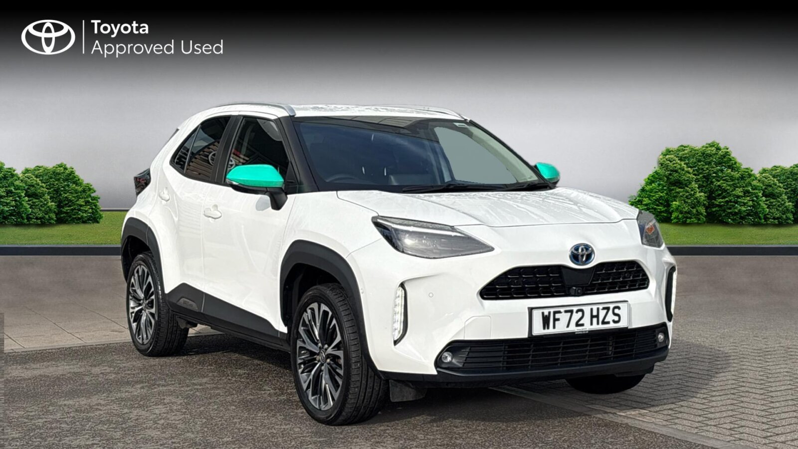 Main listing image - Toyota Yaris Cross