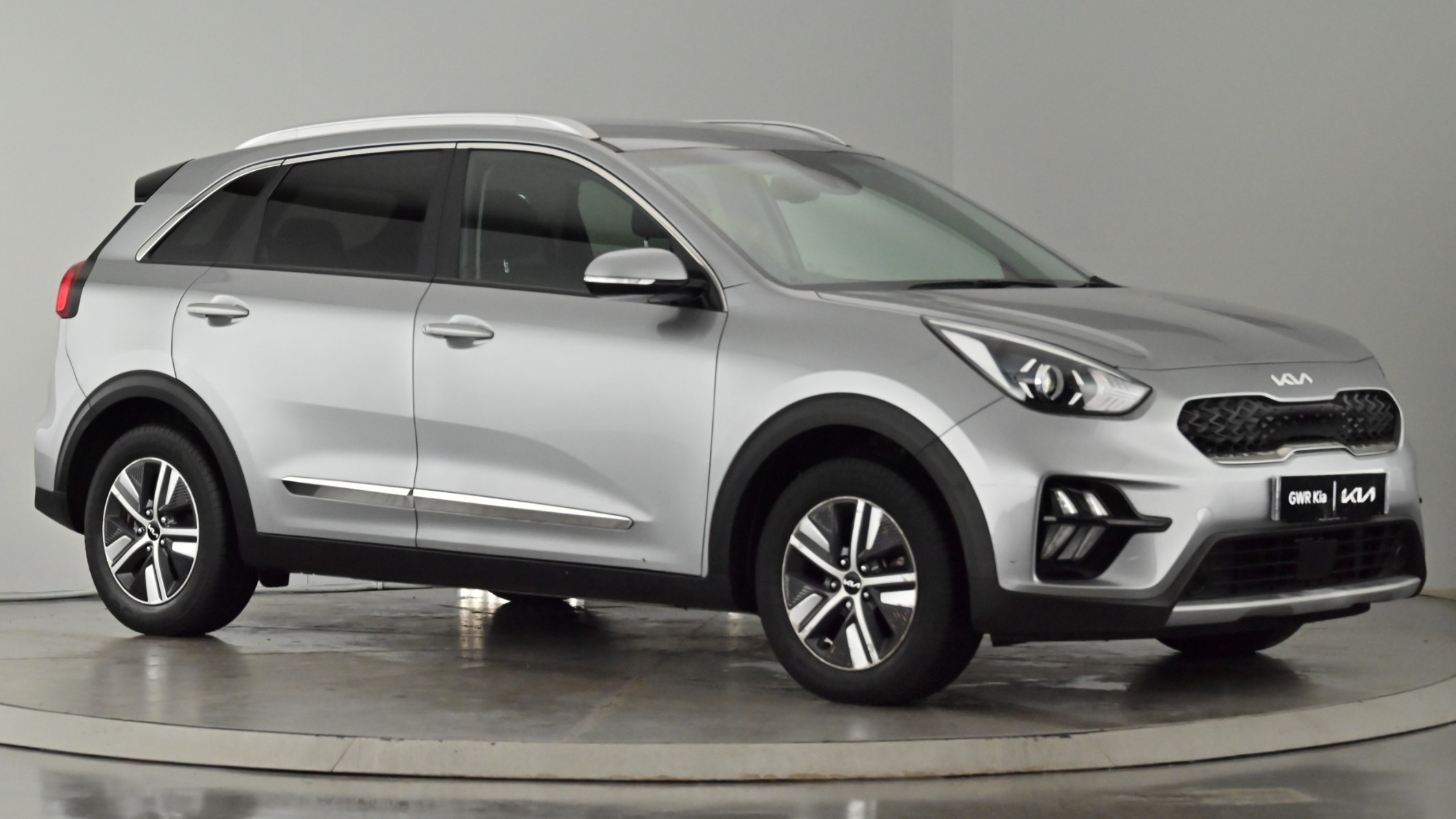 Main listing image - Kia Niro