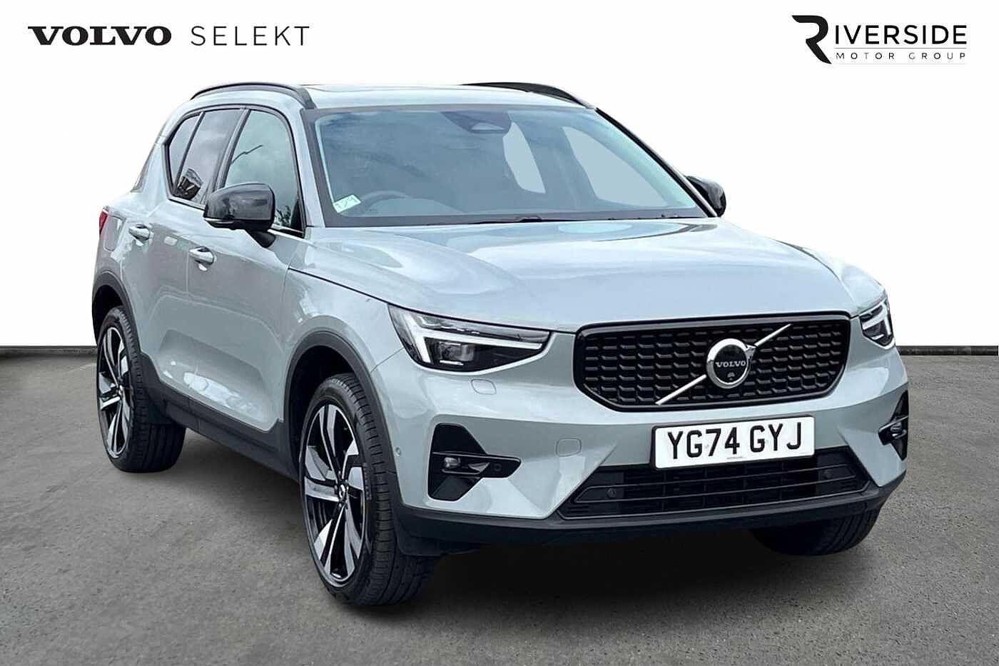 Main listing image - Volvo XC40