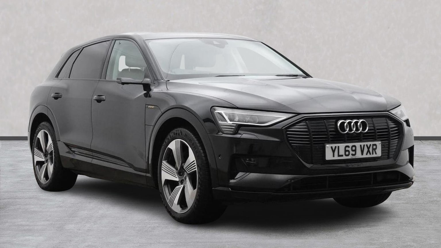 Main listing image - Audi e-tron