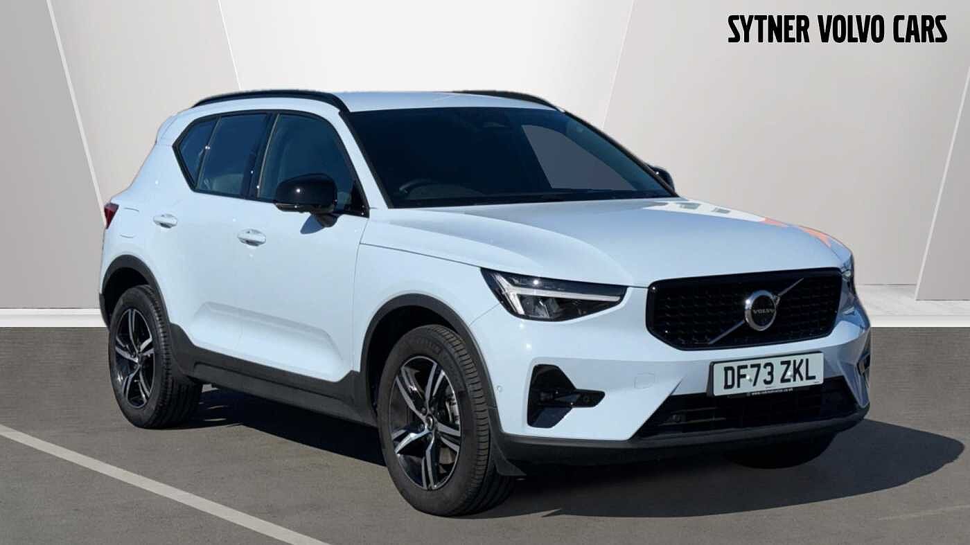 Main listing image - Volvo XC40