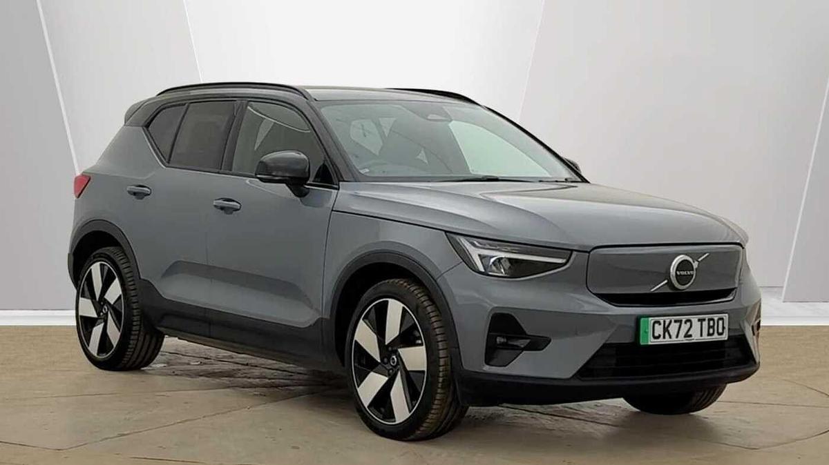 Main listing image - Volvo XC40