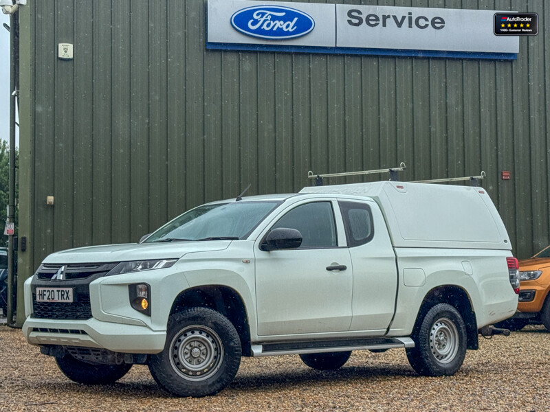 Main listing image - Mitsubishi L200