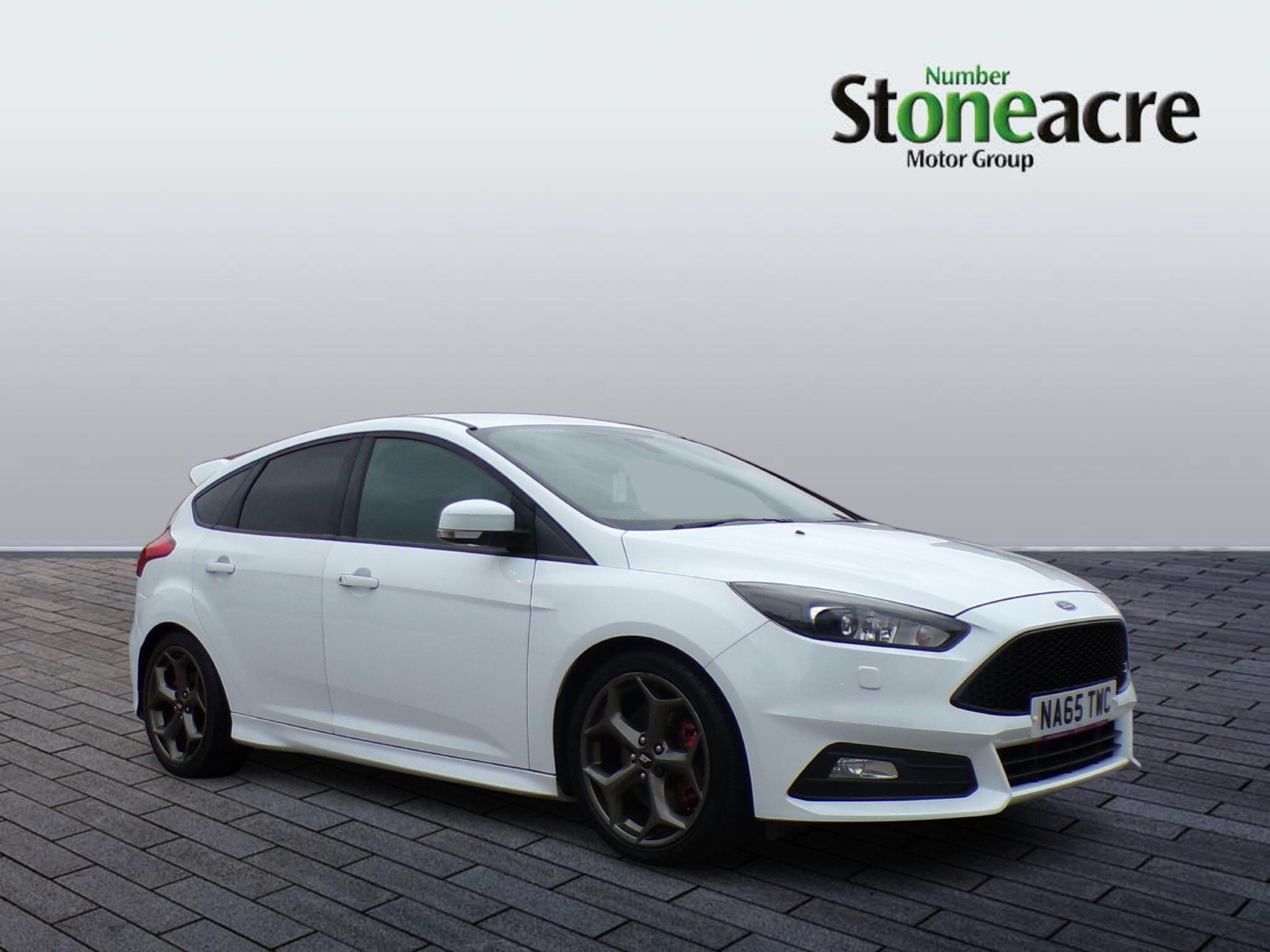 Main listing image - Ford Focus ST