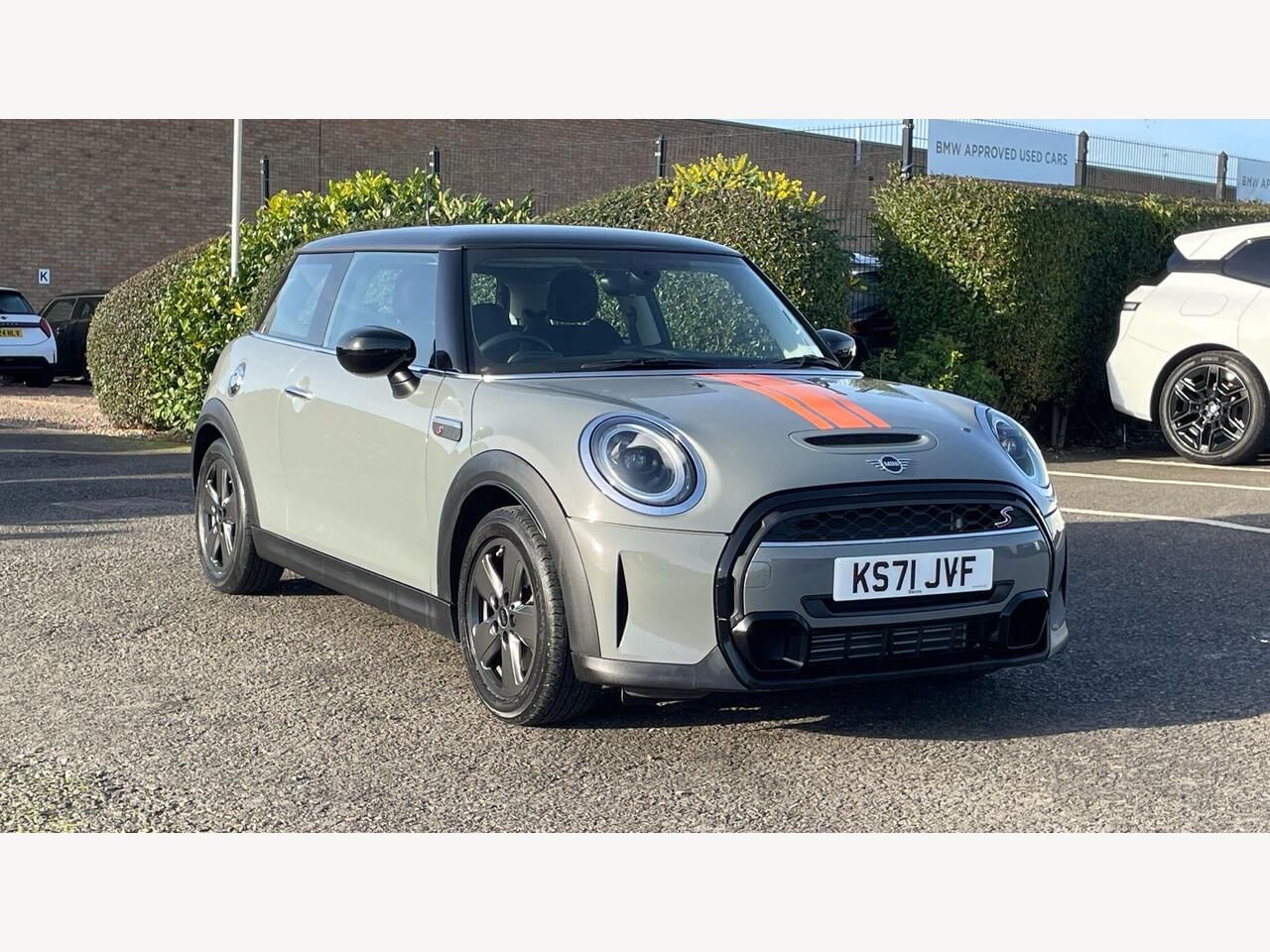 Main listing image - MINI Hatchback