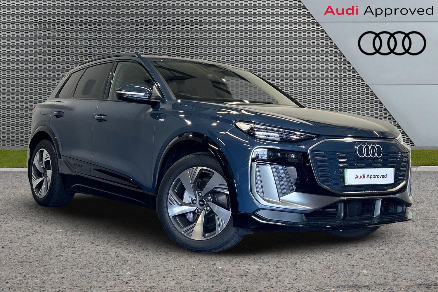 Main listing image - Audi Q6 e-tron