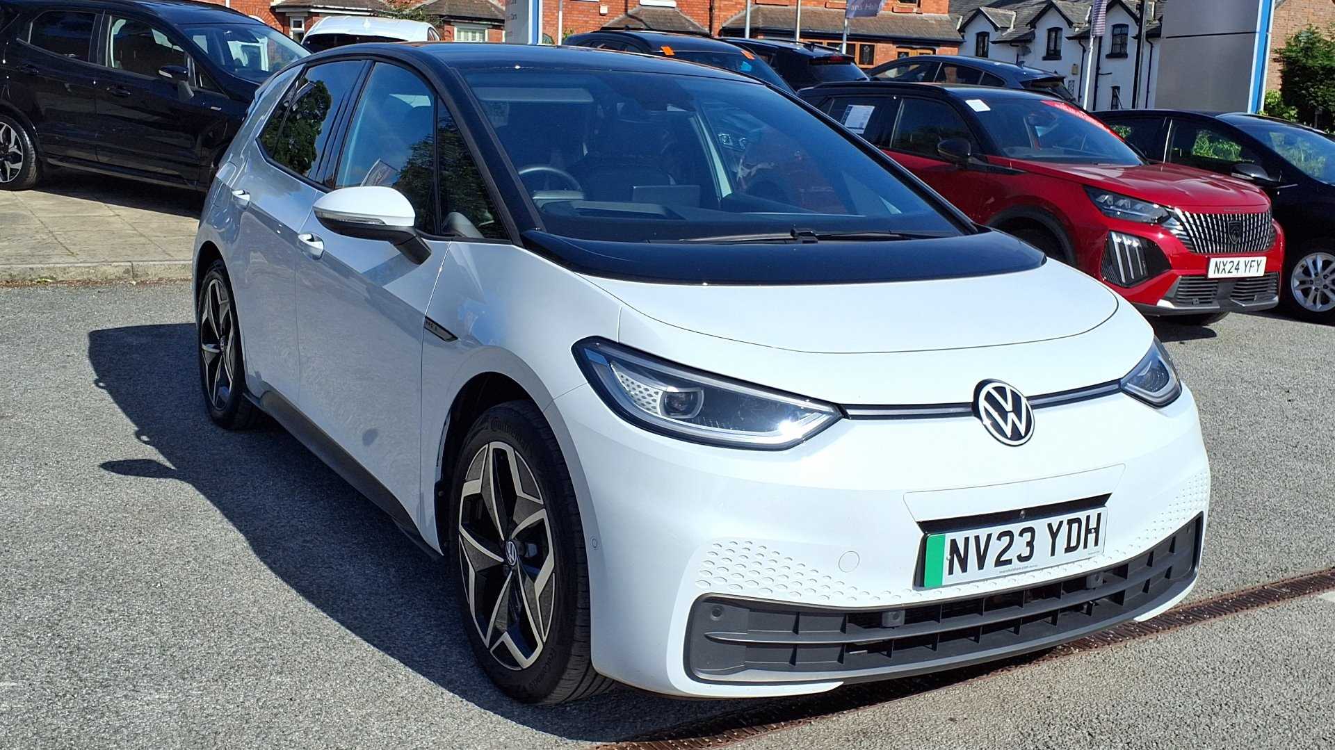 Main listing image - Volkswagen ID.3