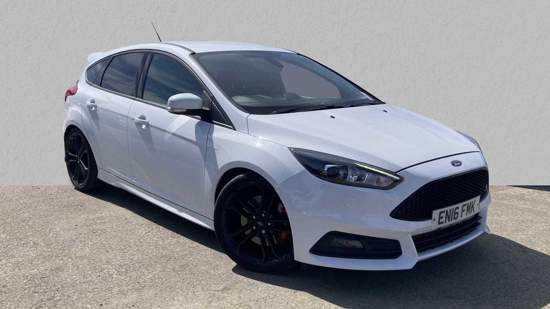 Main listing image - Ford Focus ST