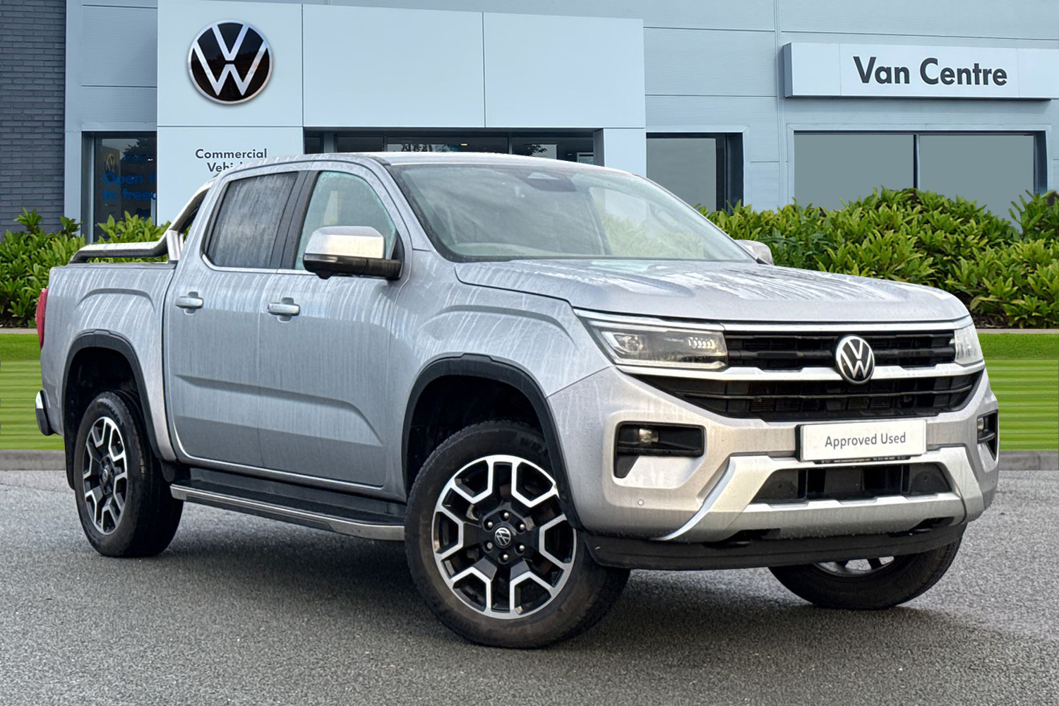 Main listing image - Volkswagen Amarok