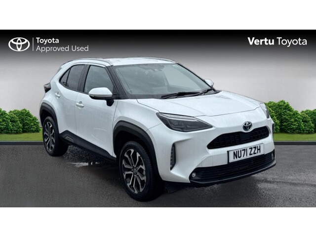 Main listing image - Toyota Yaris Cross