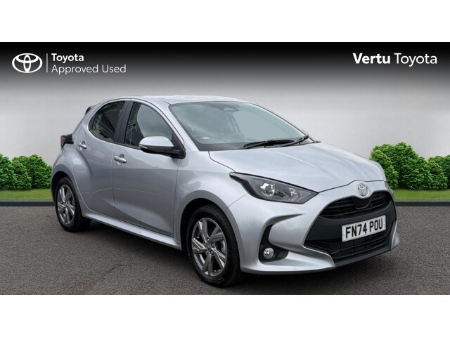 Main listing image - Toyota Yaris