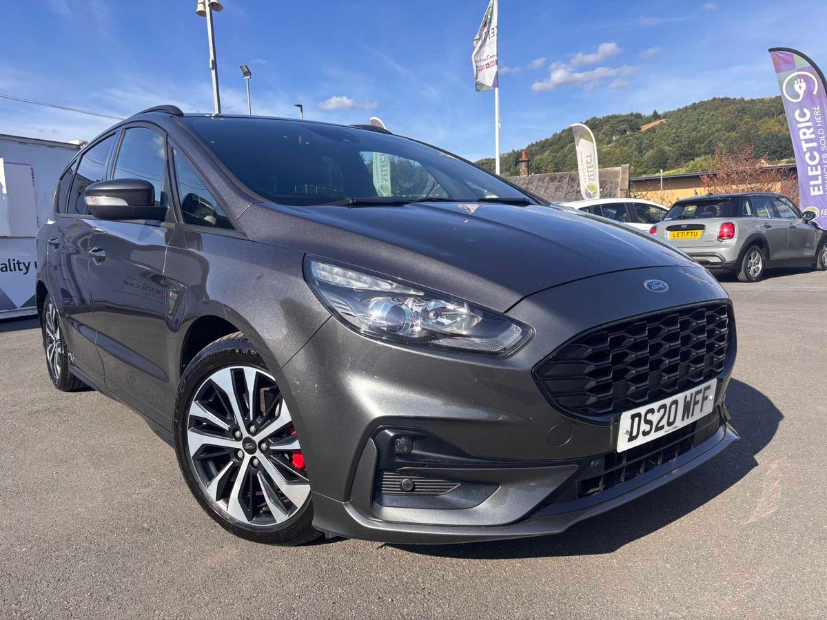 Main listing image - Ford S-MAX