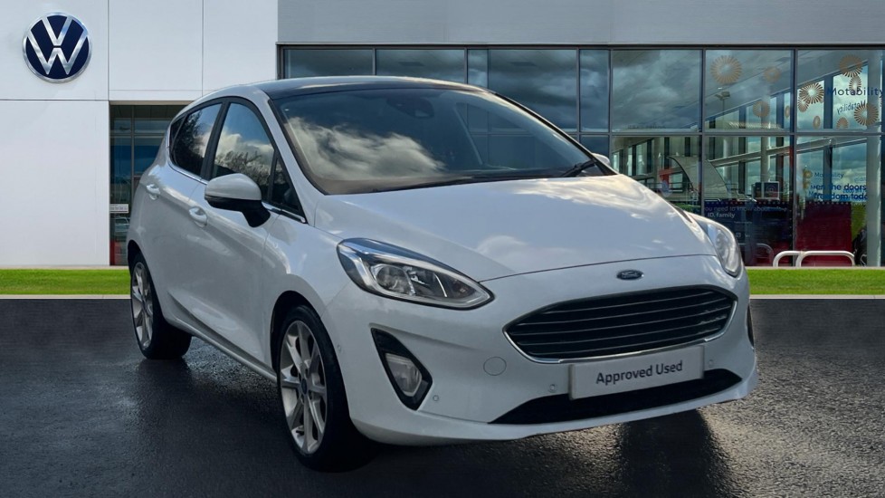 Main listing image - Ford Fiesta