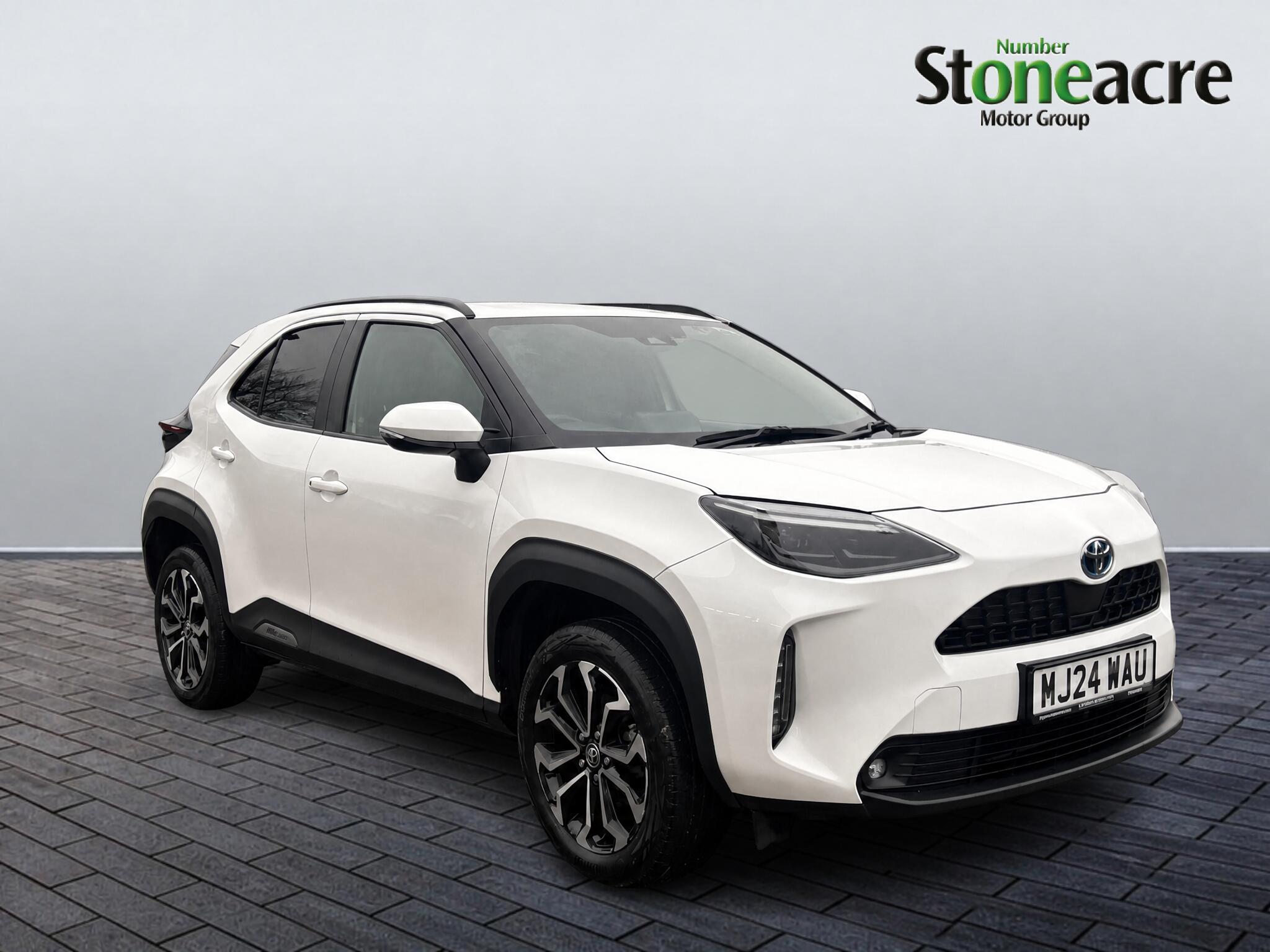 Main listing image - Toyota Yaris Cross