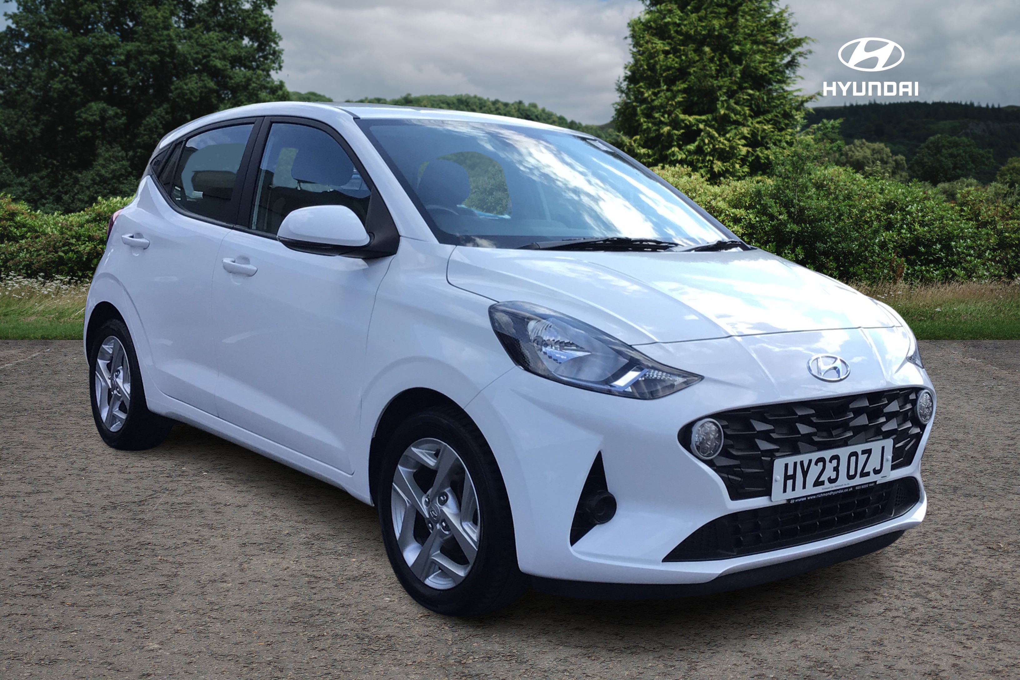 Main listing image - Hyundai i10