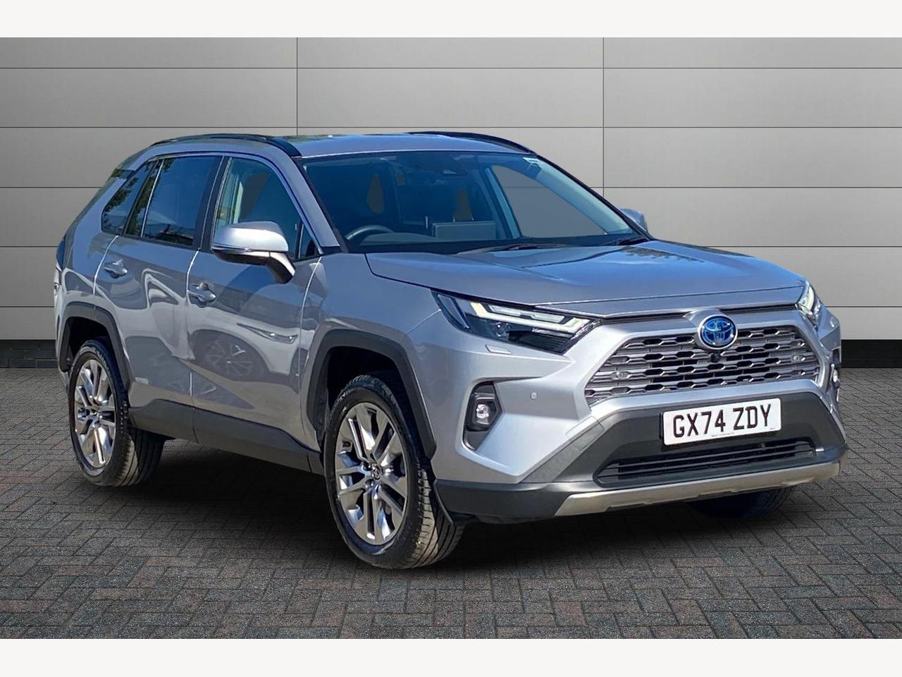 Main listing image - Toyota RAV4