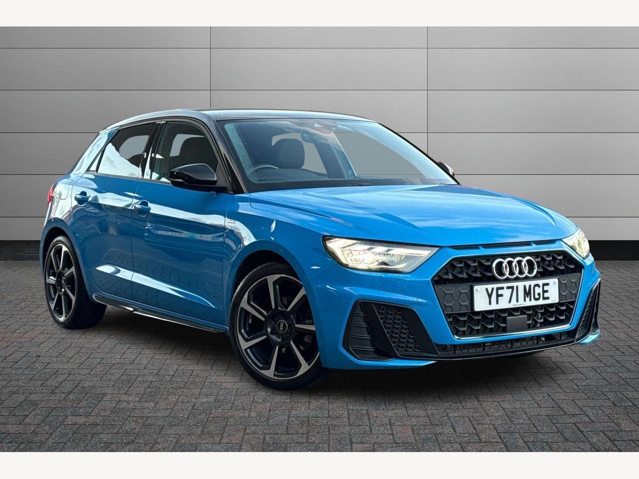 Main listing image - Audi A1