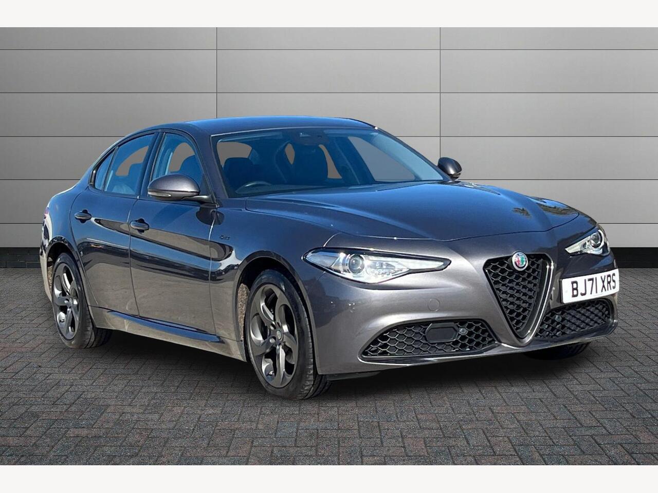 Main listing image - Alfa Romeo Giulia