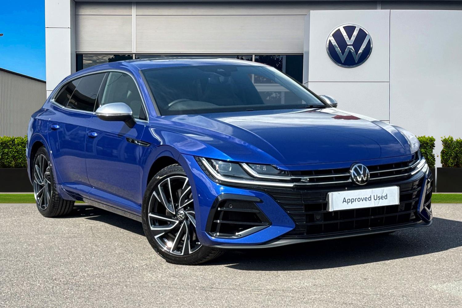 Main listing image - Volkswagen Arteon Shooting Brake