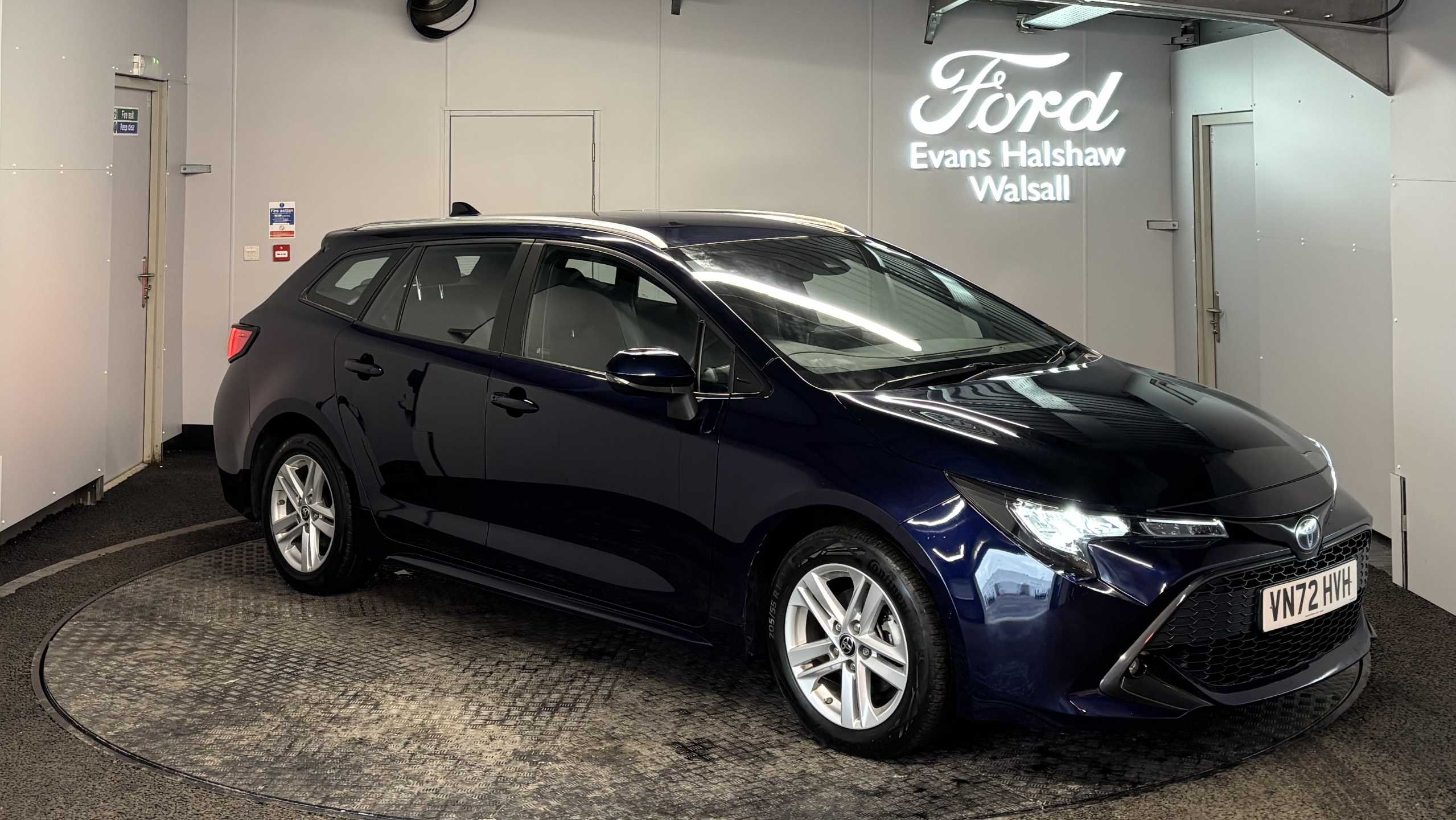 Main listing image - Toyota Corolla Touring Sport