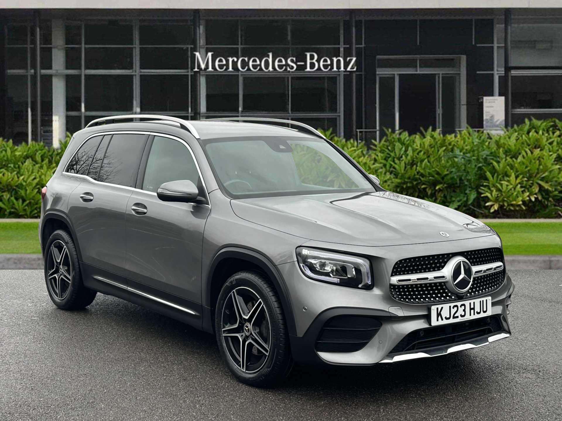Main listing image - Mercedes-Benz GLB