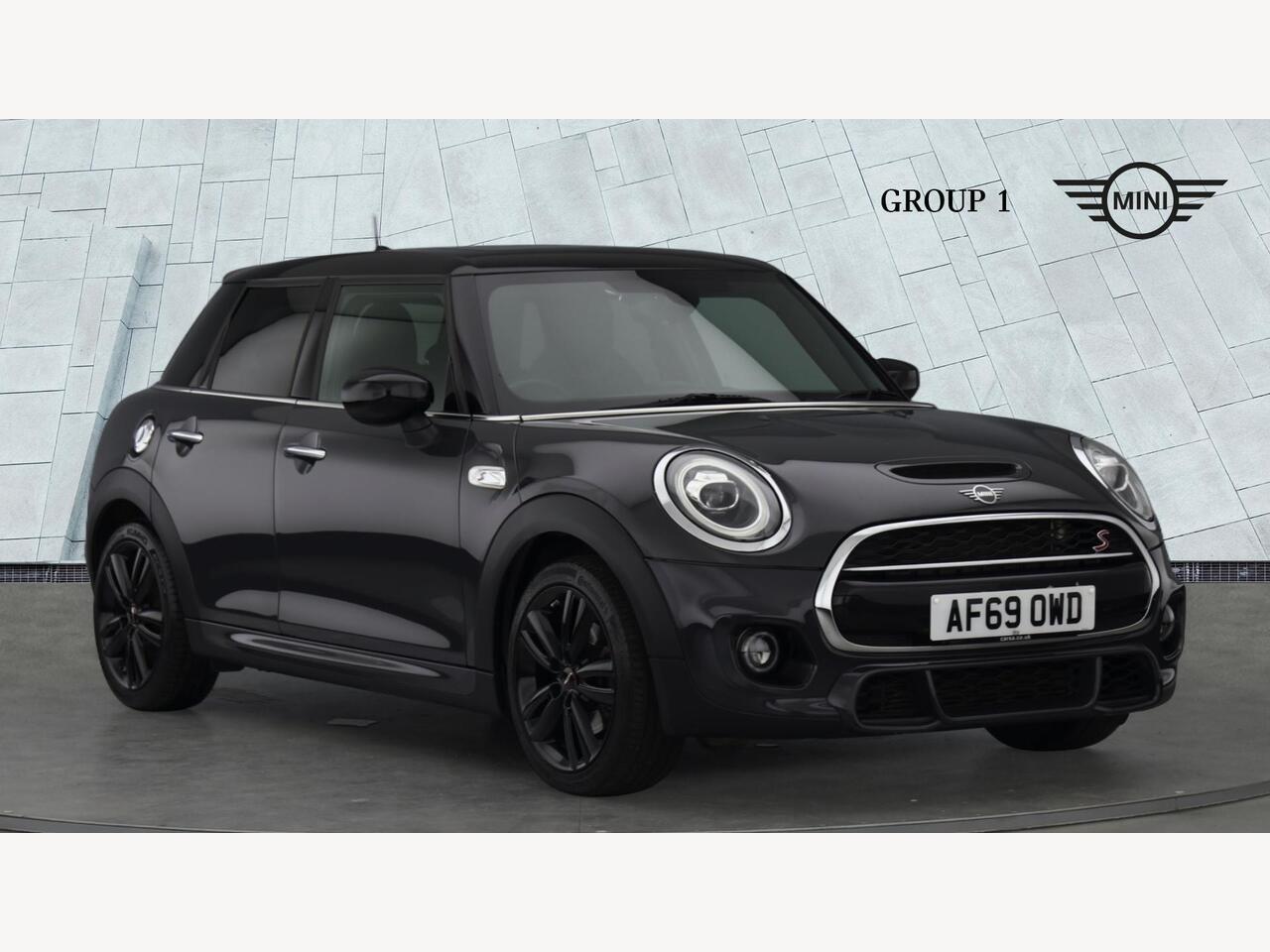 Main listing image - MINI Hatchback