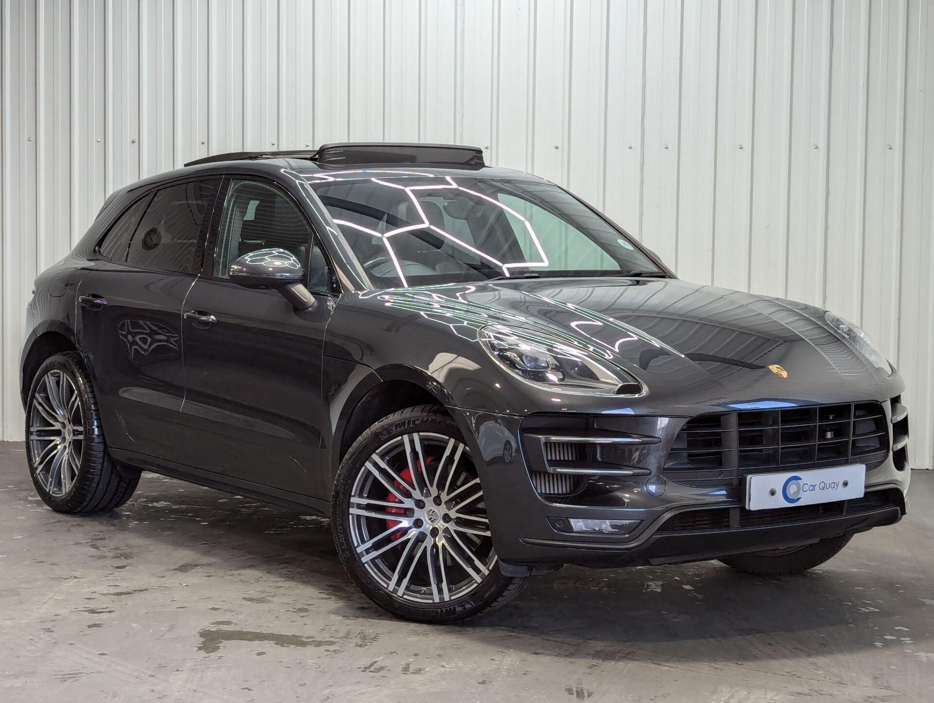 Main listing image - Porsche Macan