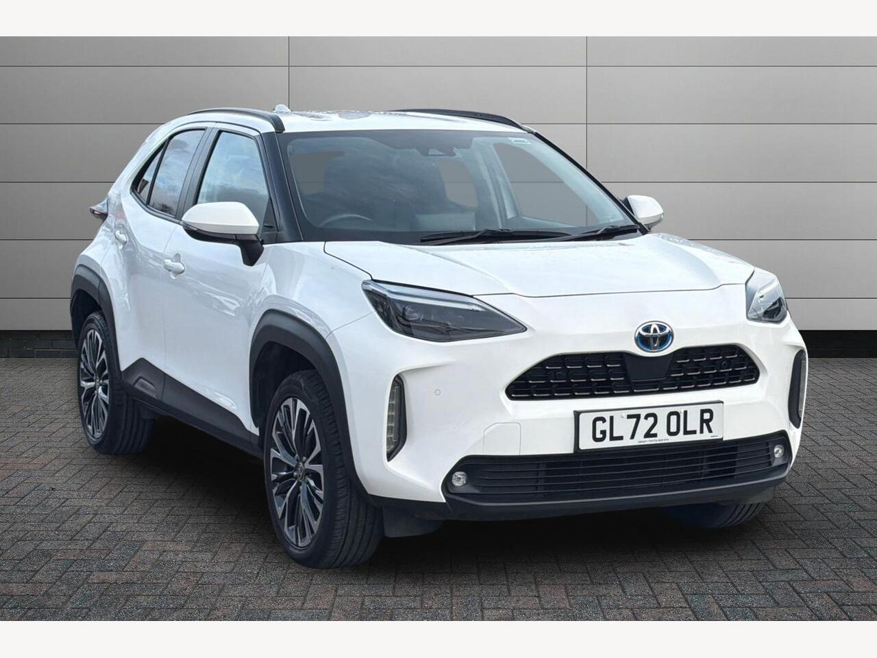 Main listing image - Toyota Yaris Cross