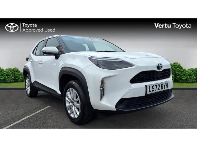 Main listing image - Toyota Yaris Cross