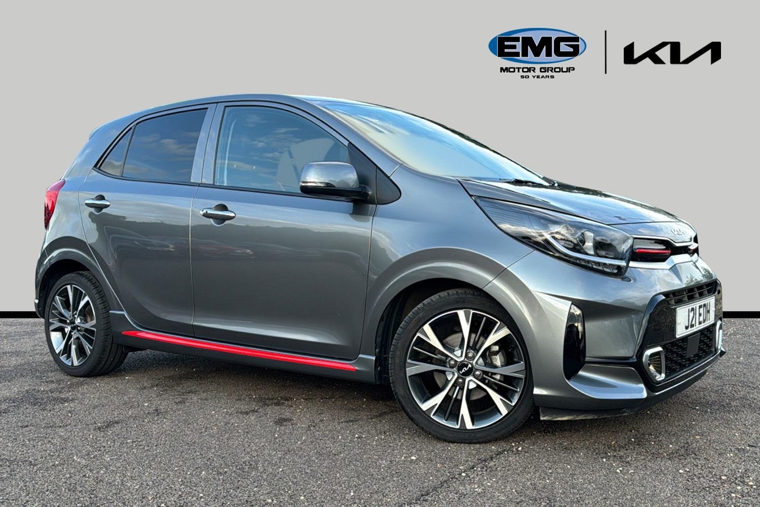 Main listing image - Kia Picanto