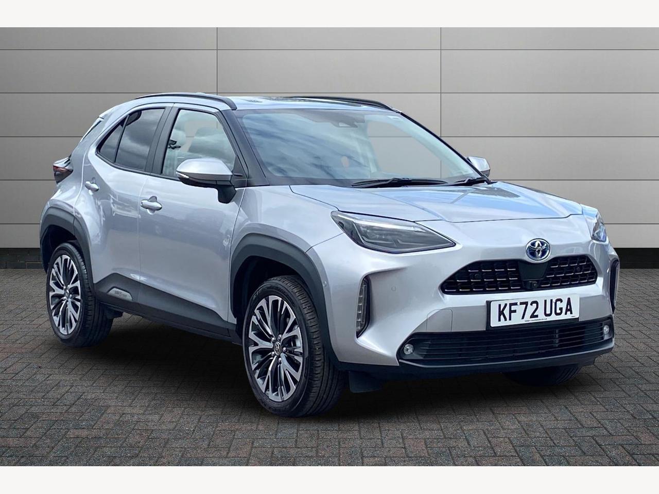 Main listing image - Toyota Yaris Cross