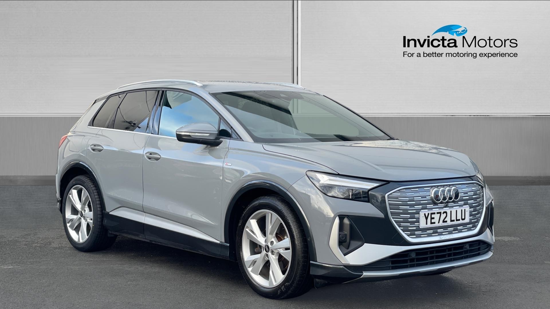 Main listing image - Audi Q4