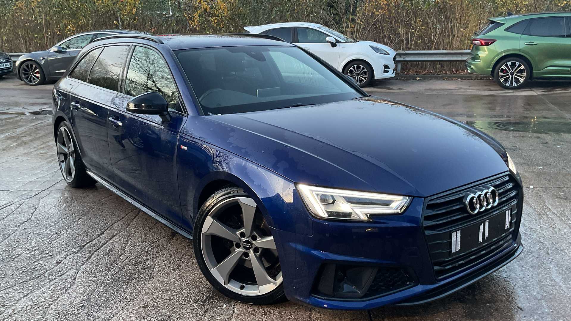 Main listing image - Audi A4 Avant