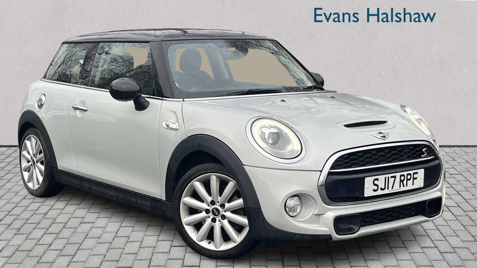 Main listing image - MINI Hatchback