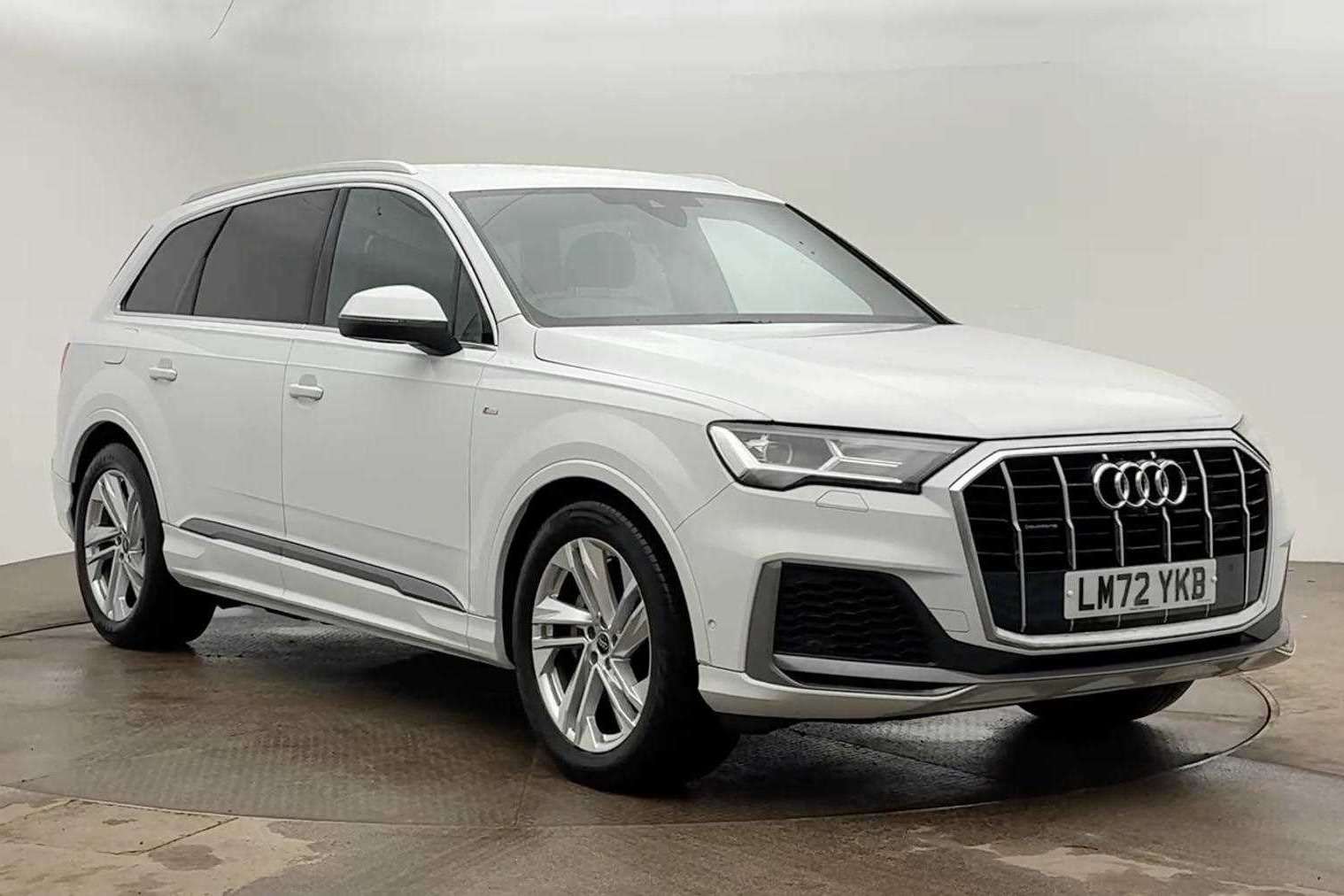 Main listing image - Audi Q7