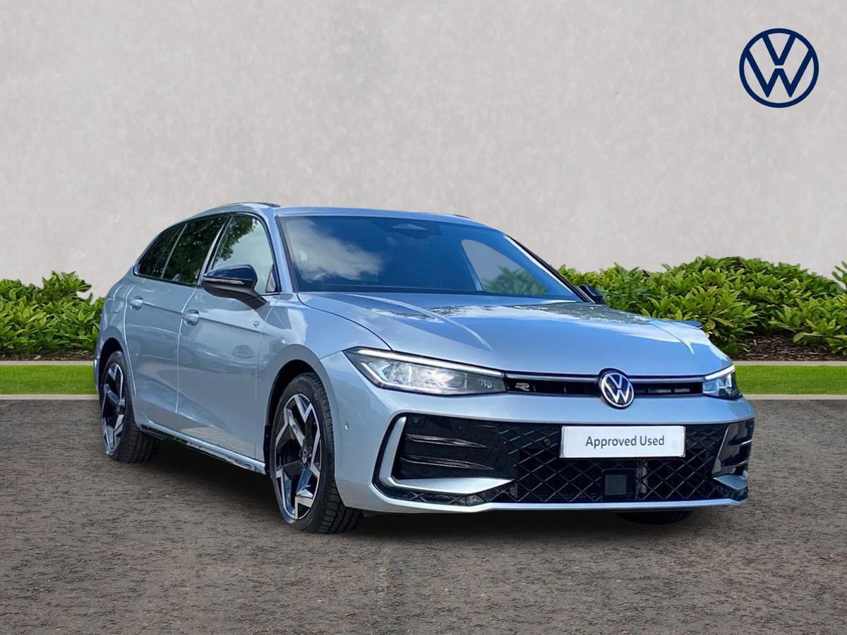 Main listing image - Volkswagen Passat