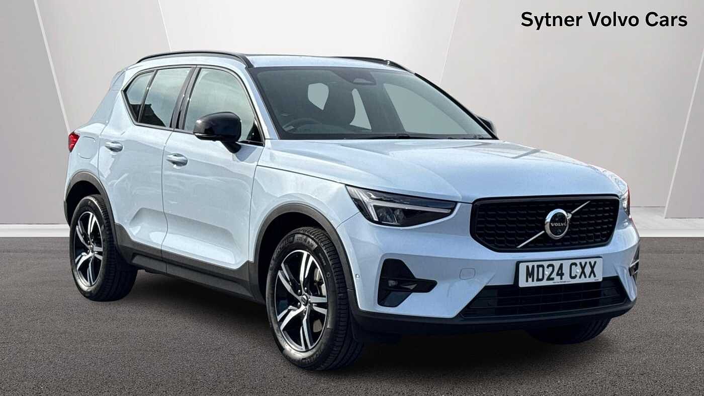 Main listing image - Volvo XC40