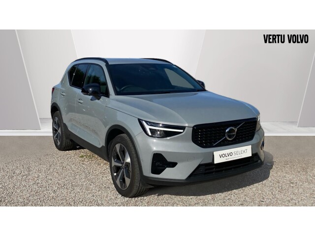 Main listing image - Volvo XC40