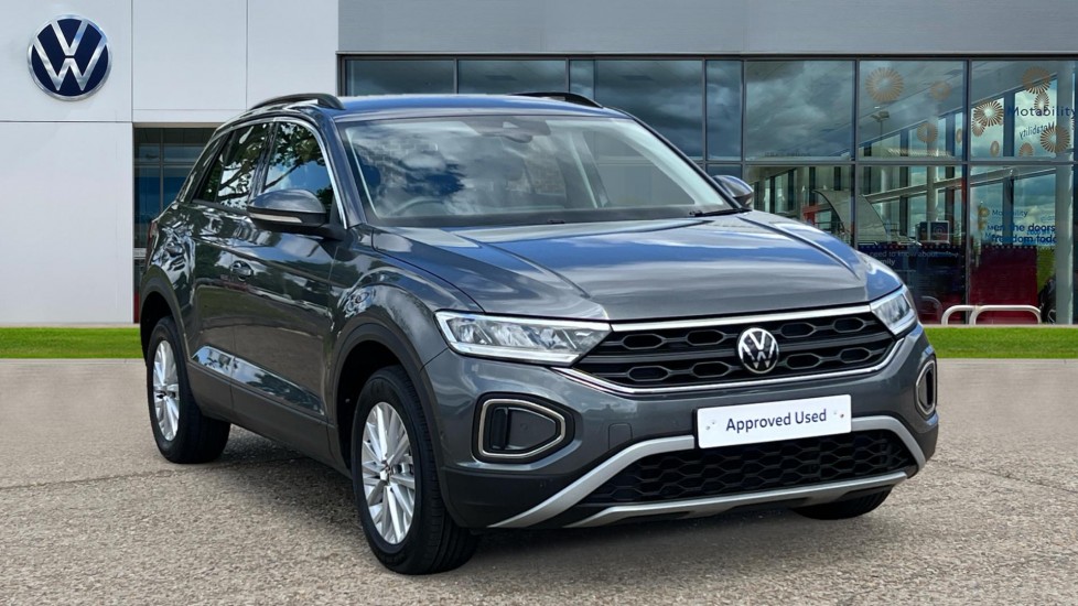 Main listing image - Volkswagen T-Roc