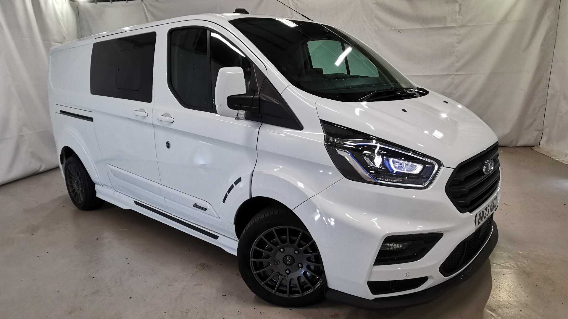 Main listing image - Ford Transit Custom