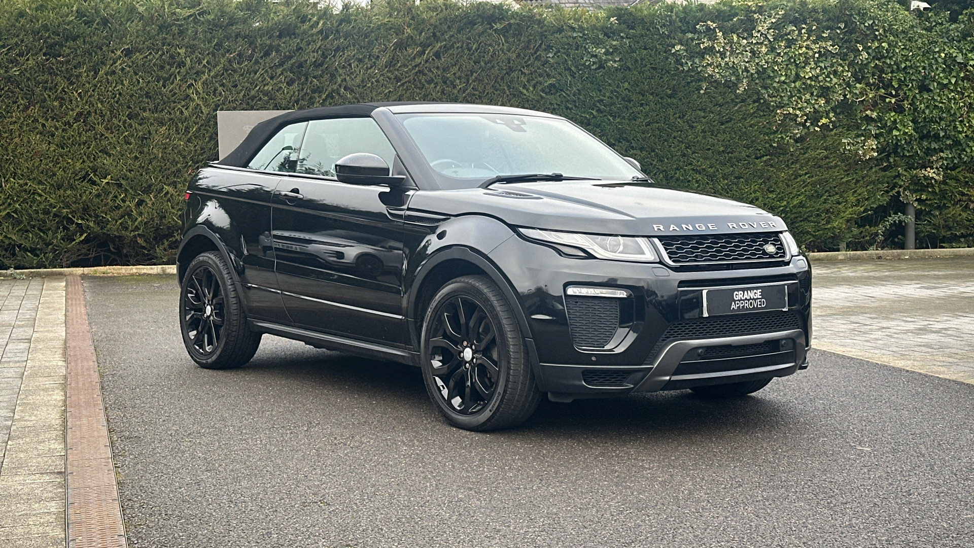 Main listing image - Land Rover Range Rover Evoque Convertible