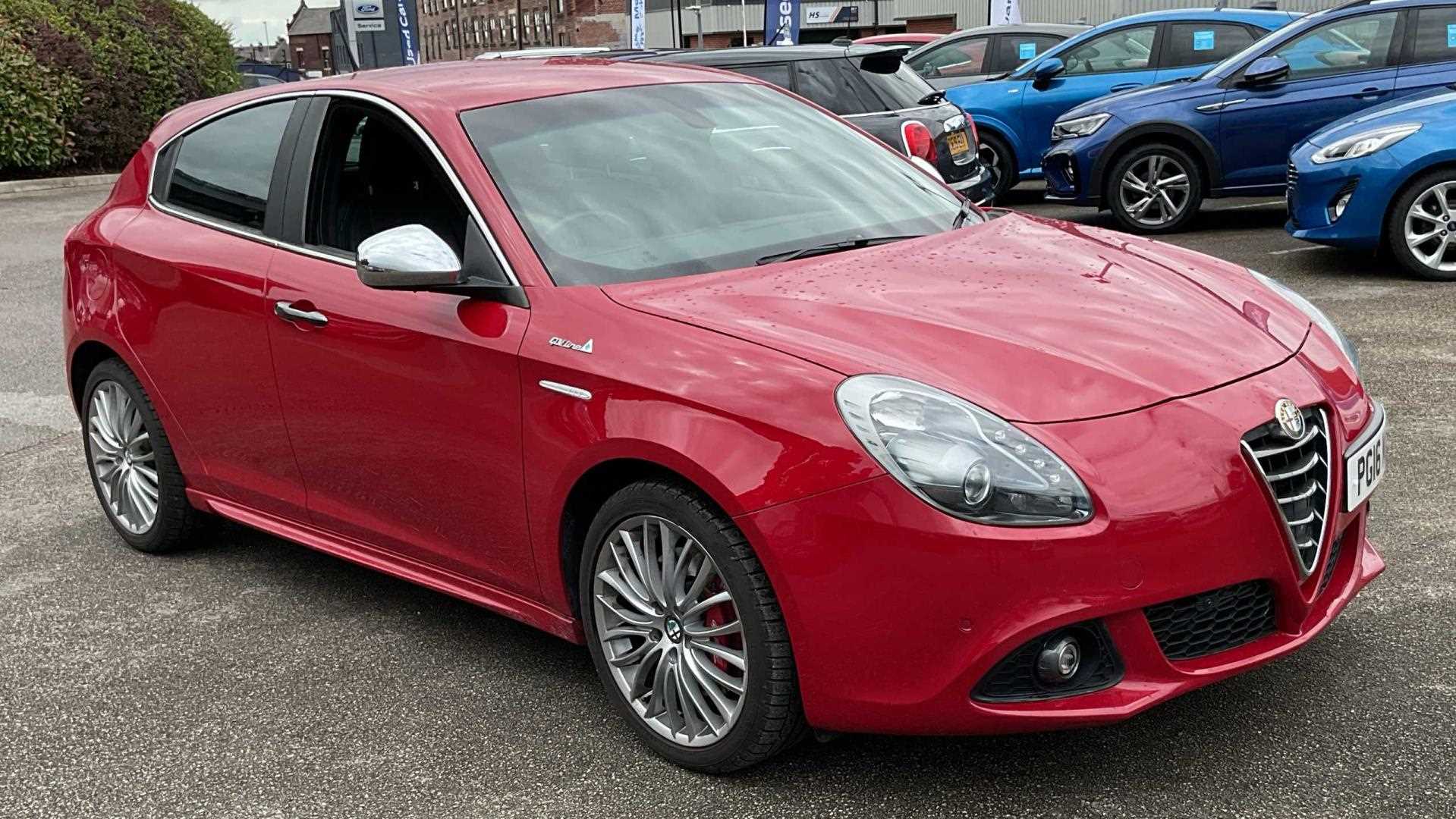 Main listing image - Alfa Romeo Giulietta