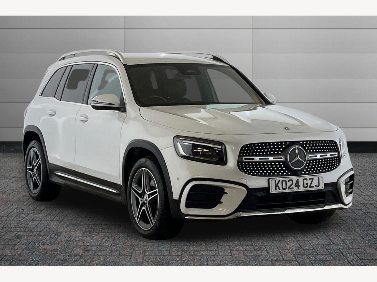 Main listing image - Mercedes-Benz GLB