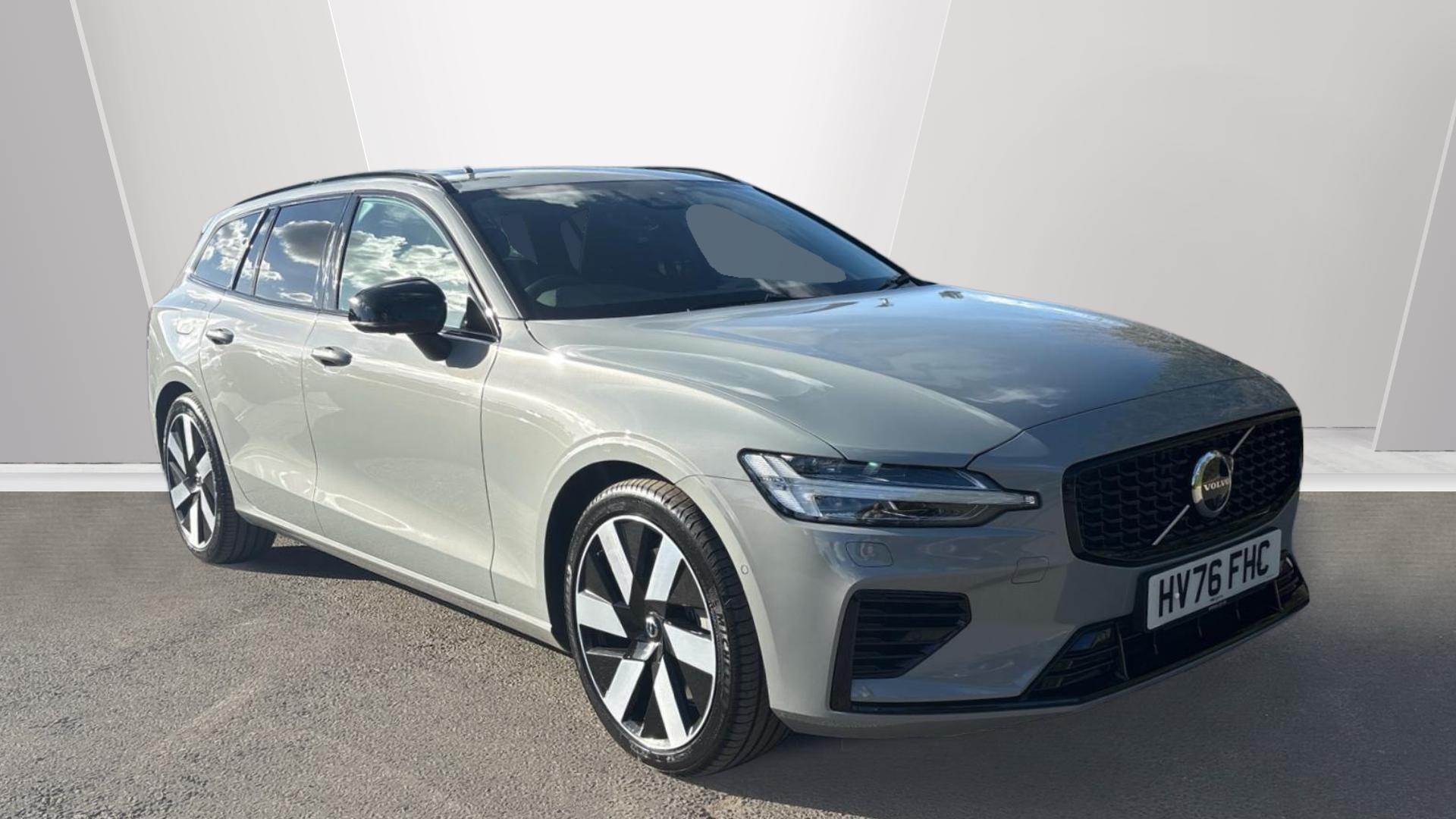 Main listing image - Volvo V60