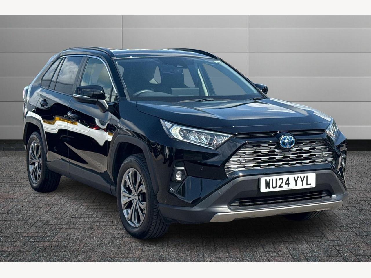 Main listing image - Toyota RAV4