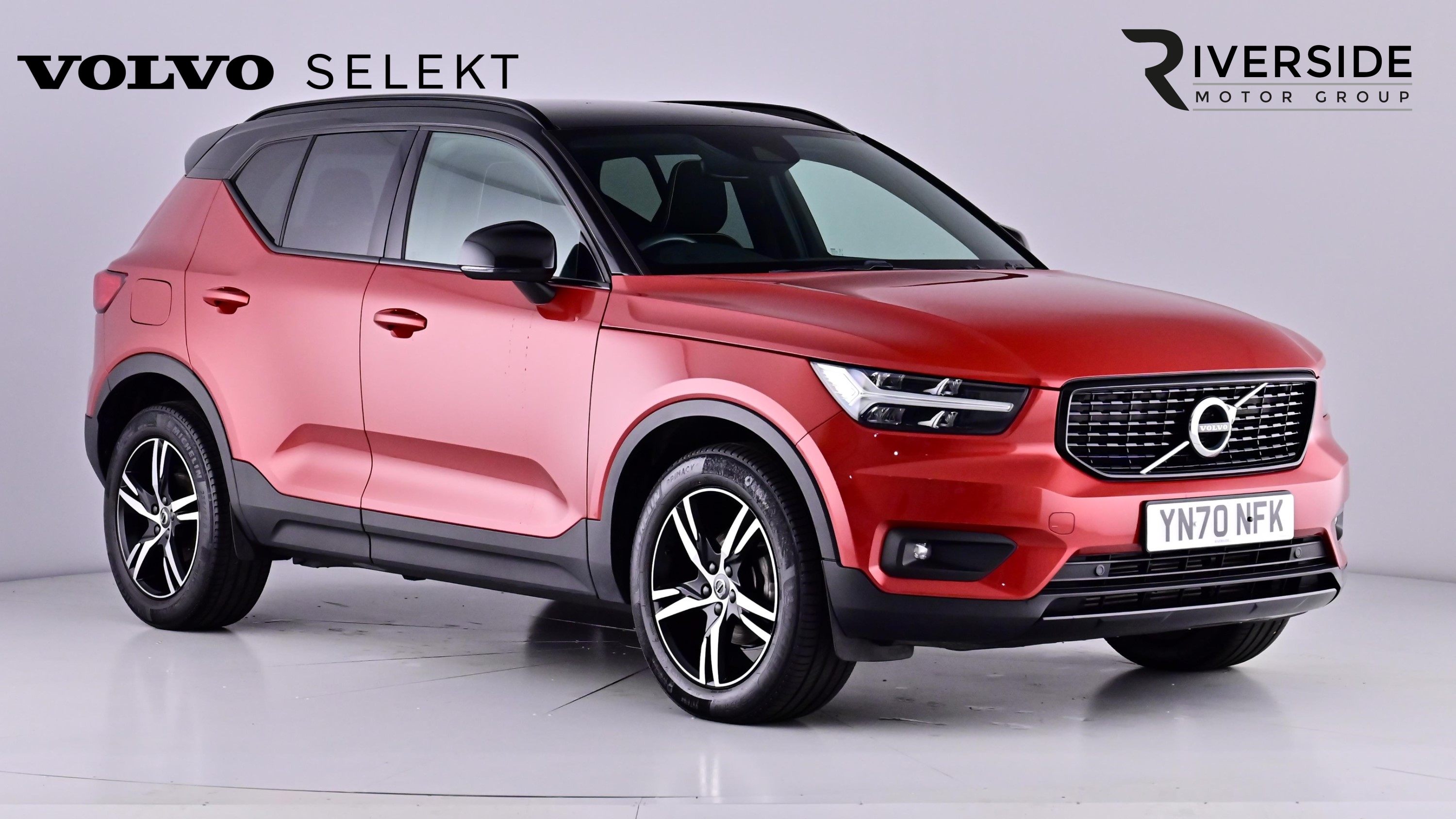 Main listing image - Volvo XC40