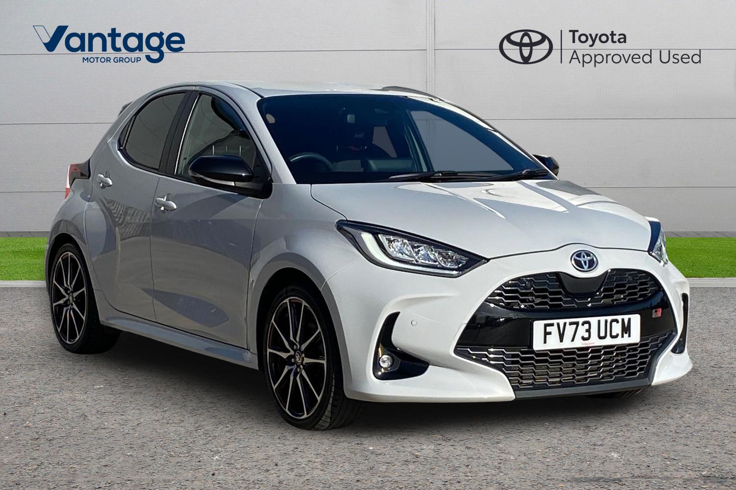 Main listing image - Toyota Yaris